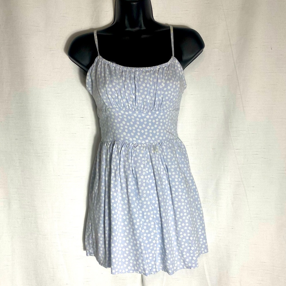 Hollister Romper Size XS - Picture 4 of 16
